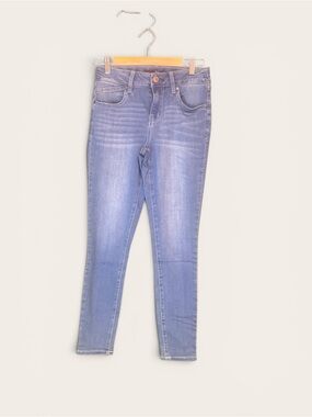 1822 Denim 4-Way Stretch Medium Wash Skinny Jeans